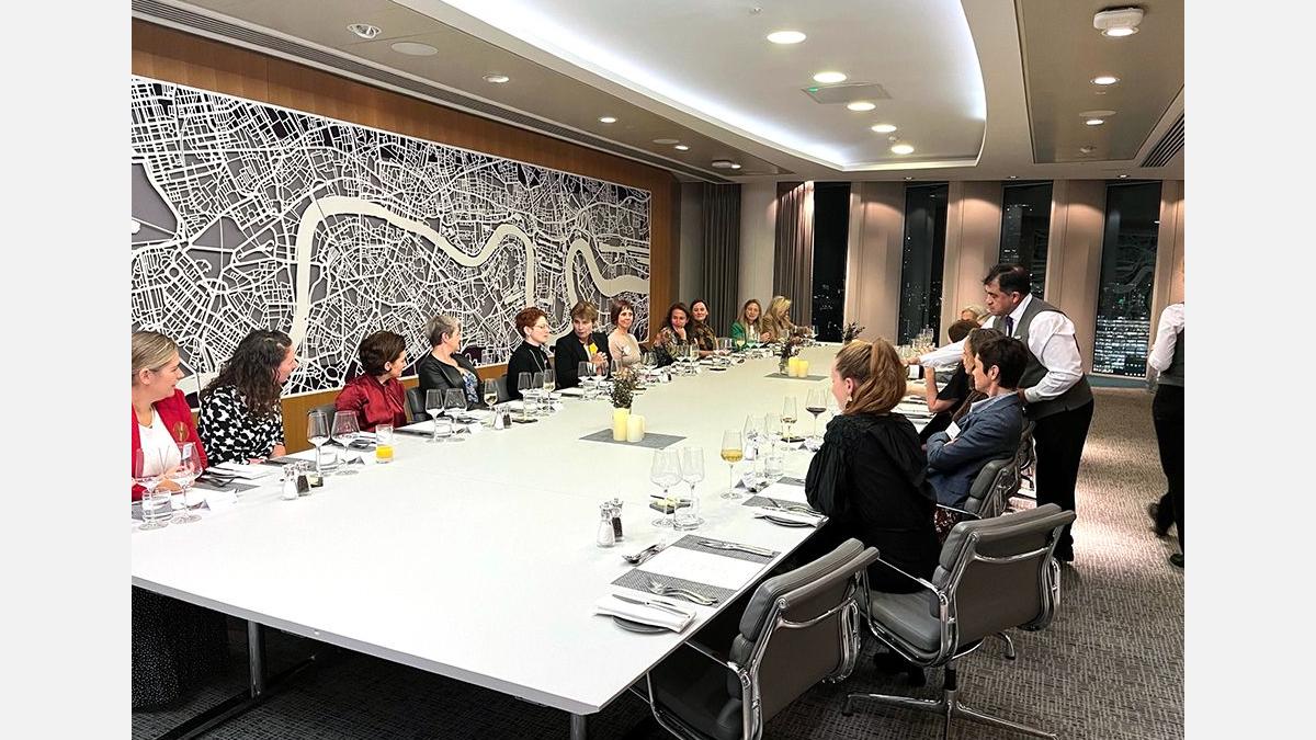 Women's Business Club dinner with Laura Citron