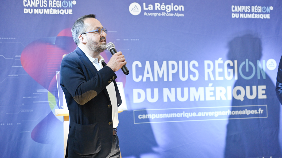 © Charles Pietri © Charles Pietri