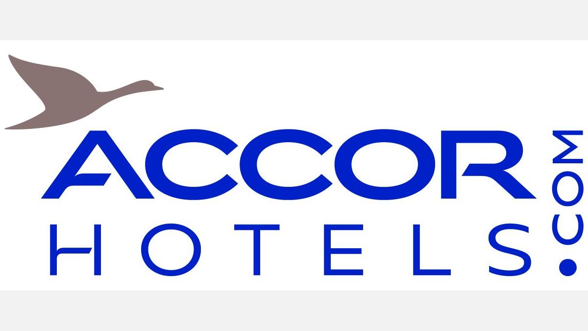 20110049E_ACCOR HOTEL.COM 2L