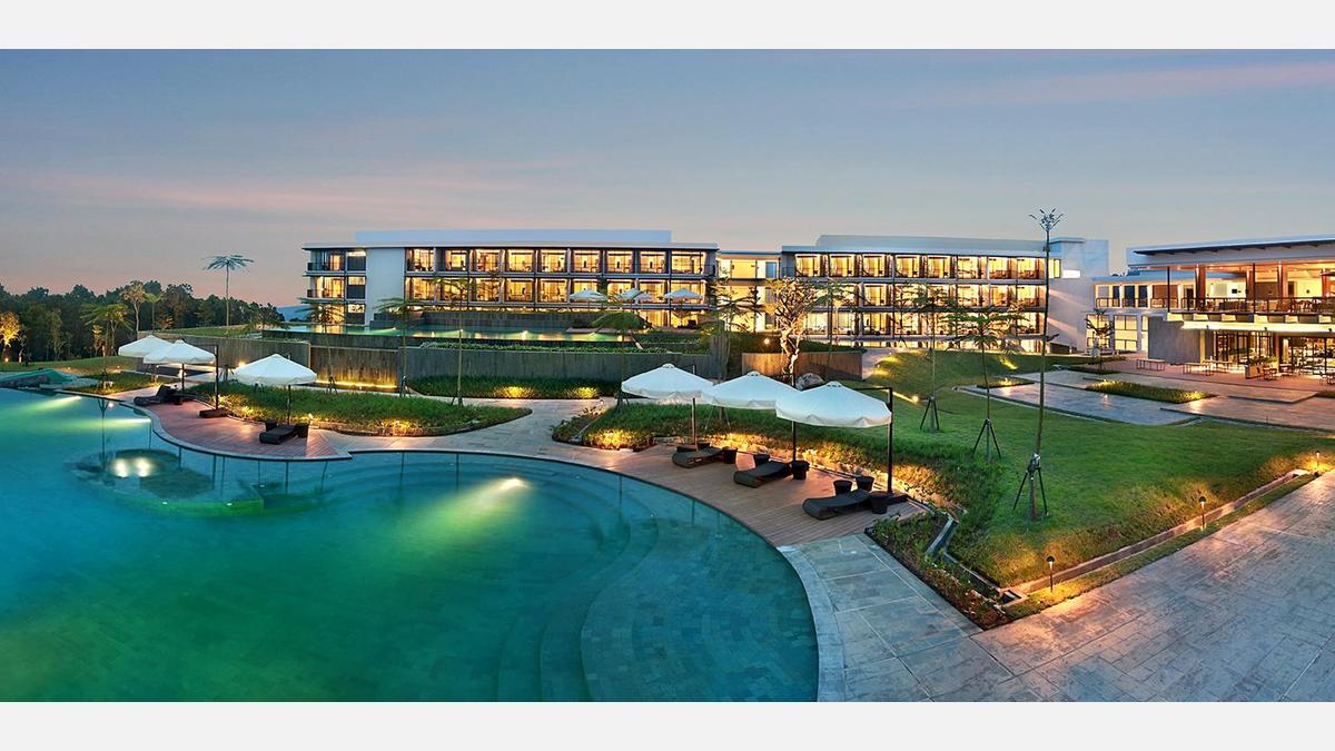 Royal Tulip Gunung Geulis Resort and Golf_2