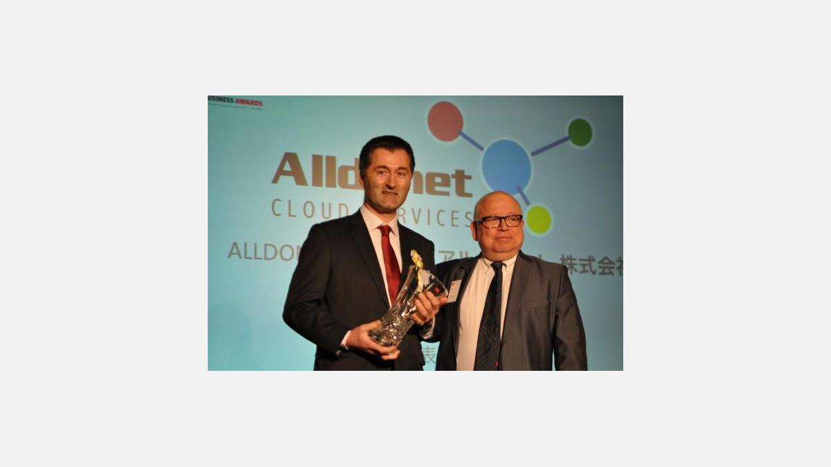 M. Laurent Safa, ALLDONET, et M. Jean-Michel Serre, ORANGE FAB ASIA