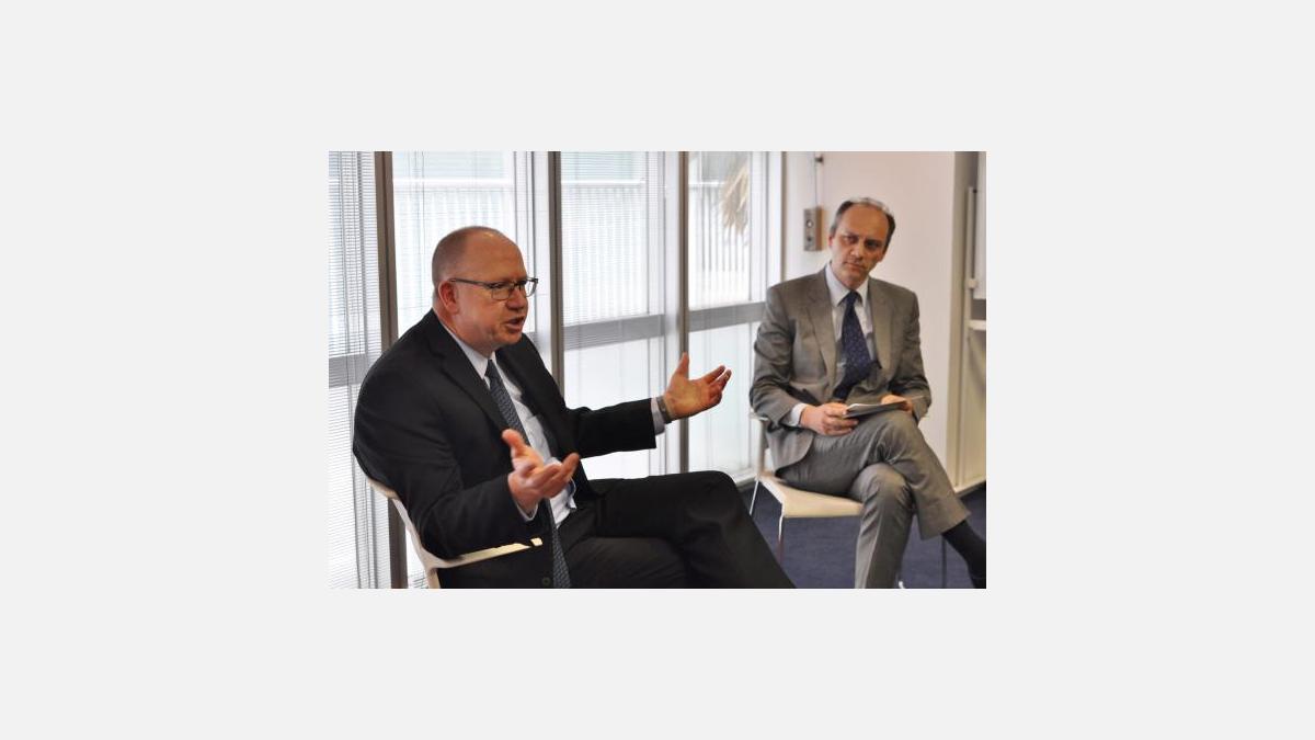 Peter Todd, Régis Arnaud