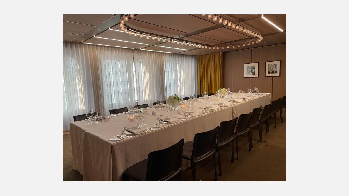 Presidents-Circle-Dinner-with-Lord-Darroch-the-French-Chamber