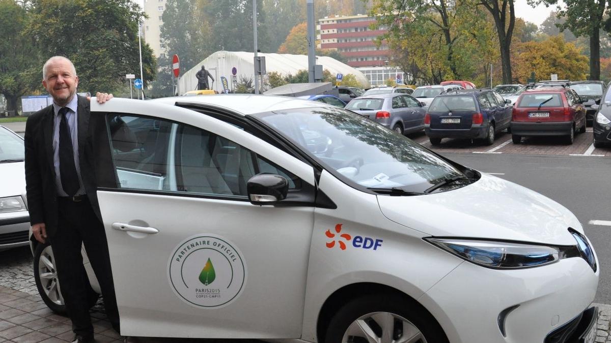 marek stepa odbiera samochód renault zoe