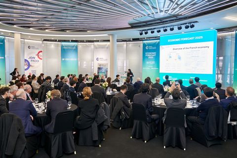 Economic Forecast 2025 FKCCI French Korean Chamber of Commerce and Industry Economic Forecast 2025 FKCCI French Korean Chamber of Commerce and Industry