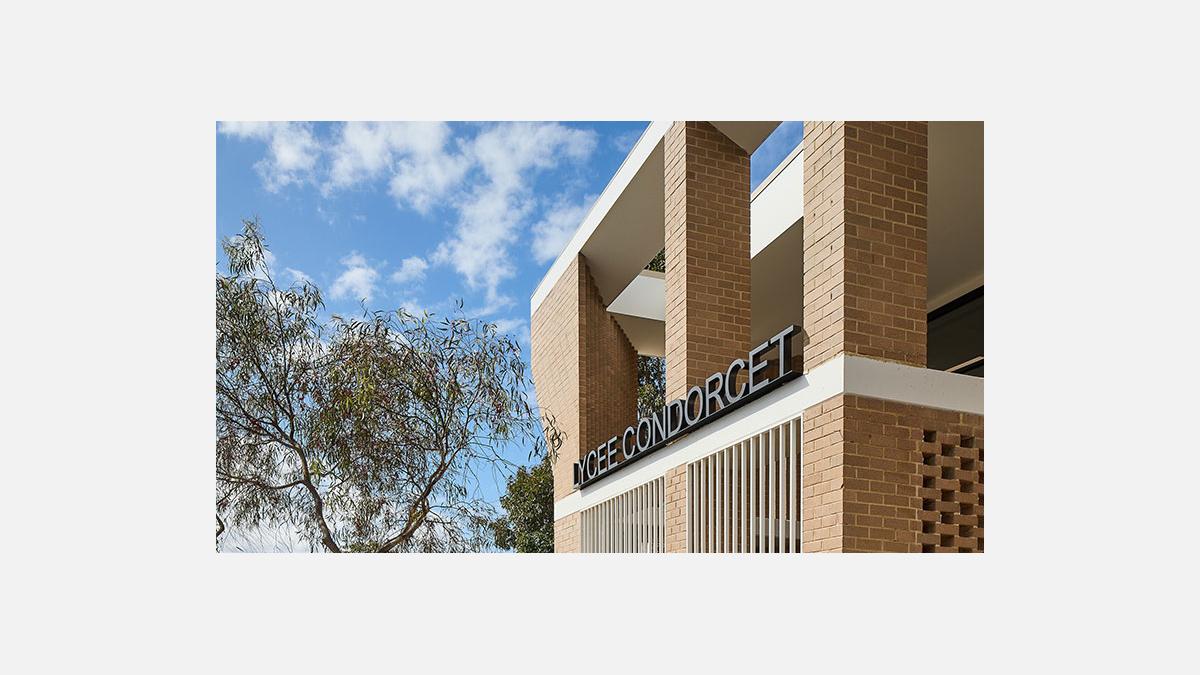 Lycée Condorcet New Aisle Facade Lycée Condorcet new aisle picture