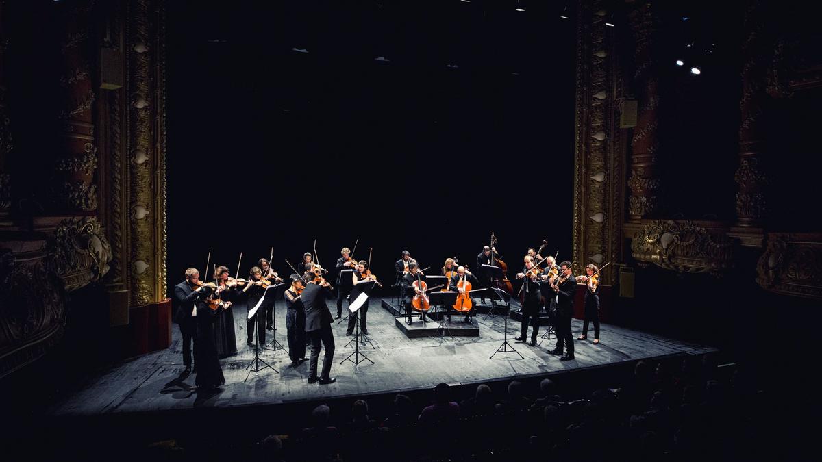 L'orchestre national Auvergne with Thomas Zehetmair L'orchestre national Auvergne with Thomas Zehetmair