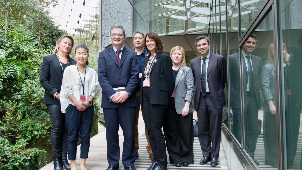 © Jean-Michel André - Mme Godin (Air France), Mme Roussel-Goto (CCI Hauts de France), M. Lesecq (Ambassade de France), M. Crozier (ALL), Mme Hounslow (Pas-de-Calais Tourisme), Mme Németh (ALL) et M. Valadou (Ambassade de France)