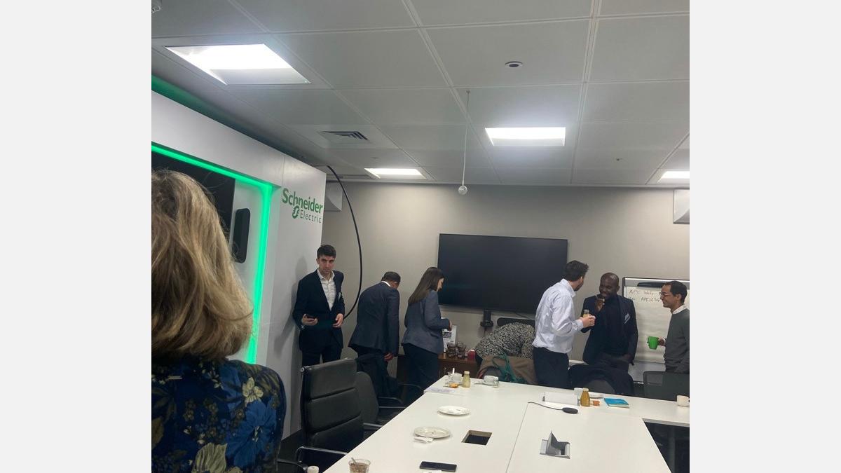 Meet-the-Team-breakfast-the-French-Chamber