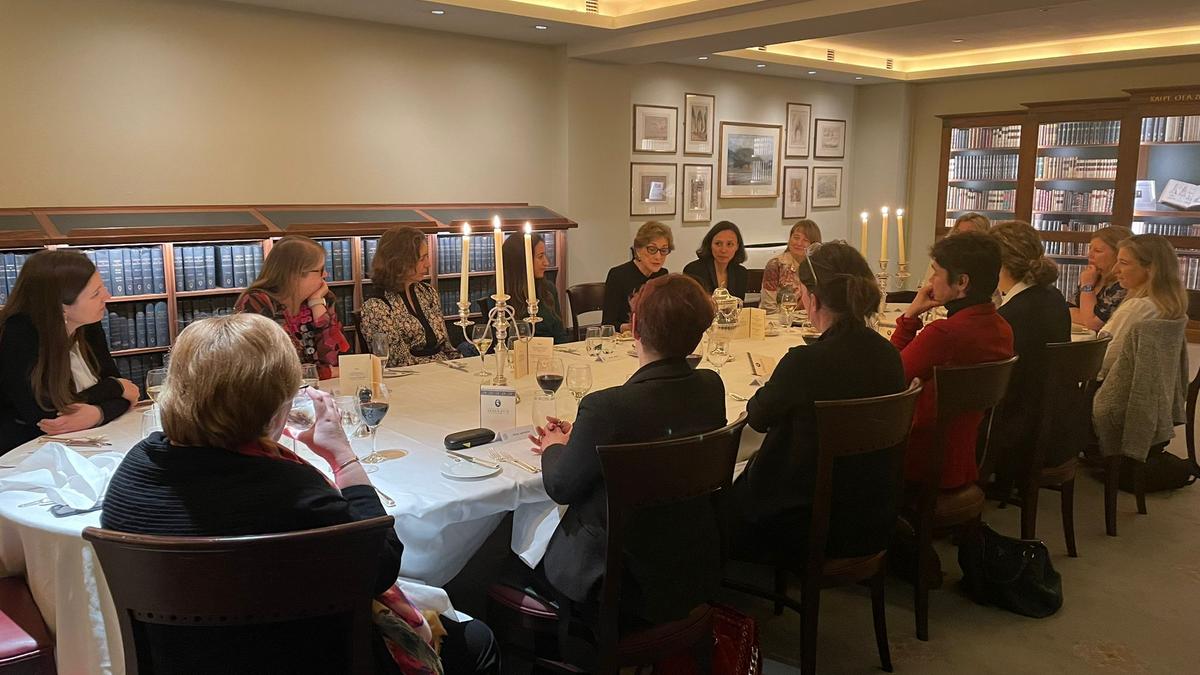 WBC-with-Dame-Carol-Black-the-French-Chamber