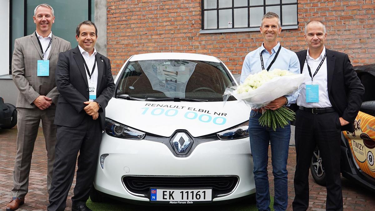 renault_81873_global_en_1