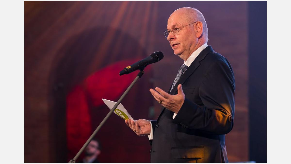 3 Krzysztof Wierzbowski-Senior Partner-The founder of the firm