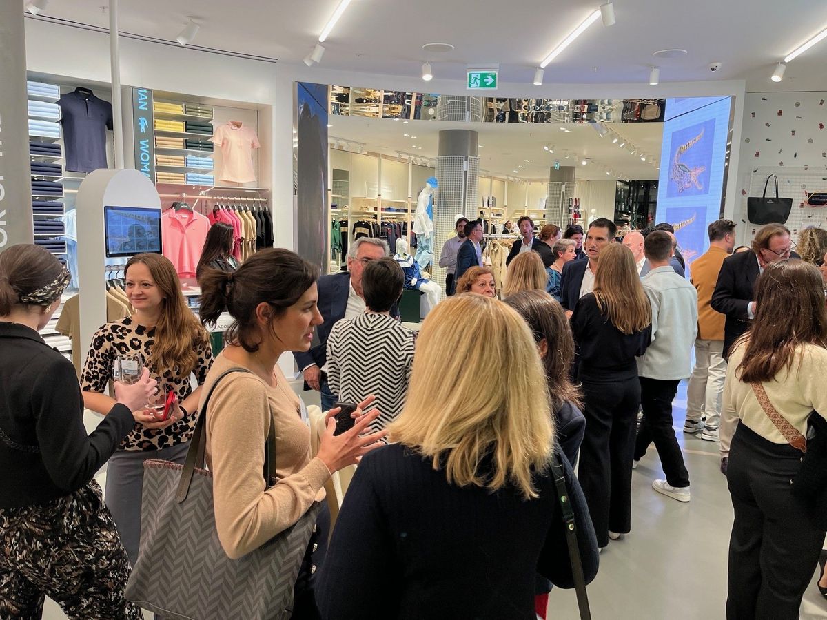 Luxury & Lifestyle Series