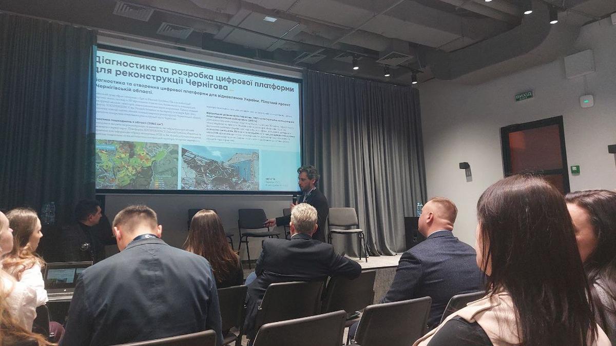 Egis en Ukraine, Membre de la Chambre de Commerce et d'Industrie France Ukraine, est engagné dans la reconstruction au niveau des régions Ukrainienne, comme par exemple celle de Tchernihiv