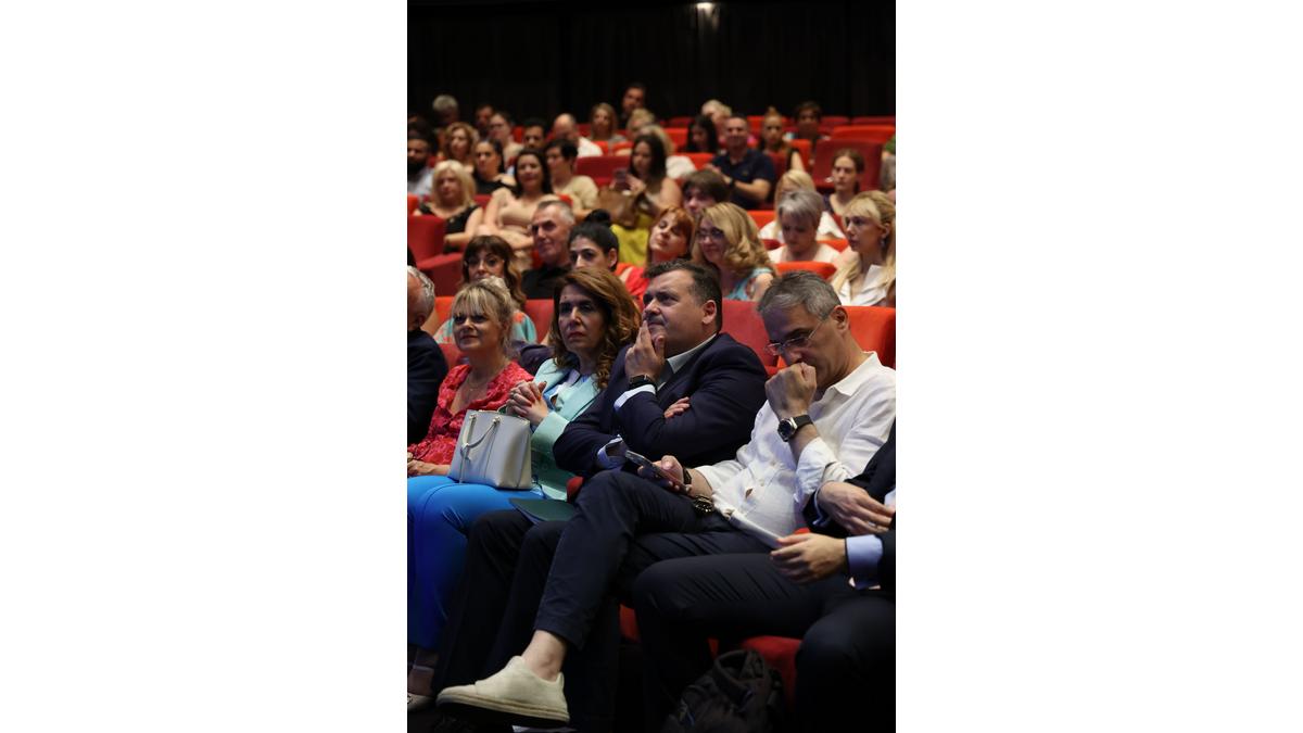 [Translate to Grec:] 