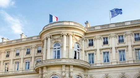 Check-in-calls-Embassy-French-Chamber-of-Great-Britain