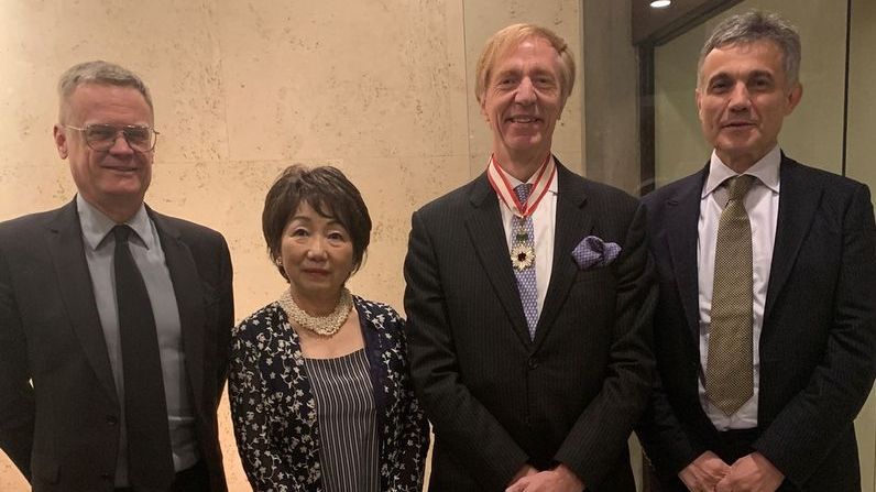 フィリップ・アヴリル氏が旭日中綬章を受章