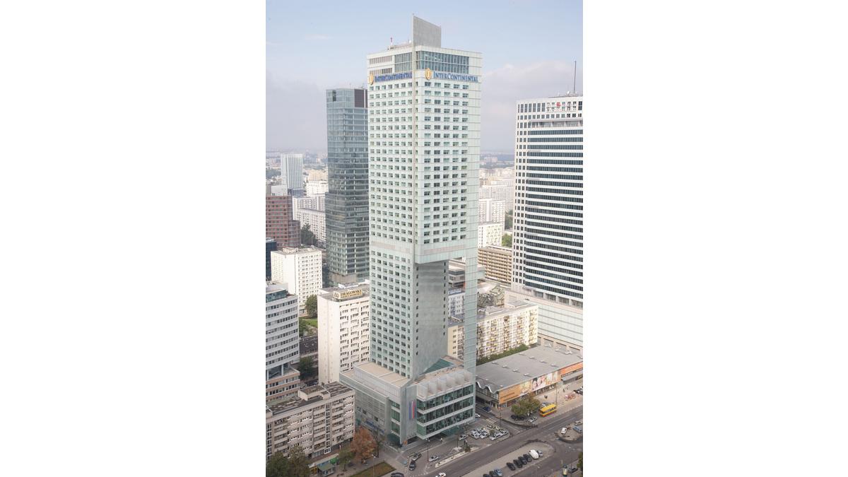 Day_223HtlOutside(photovagner.com)