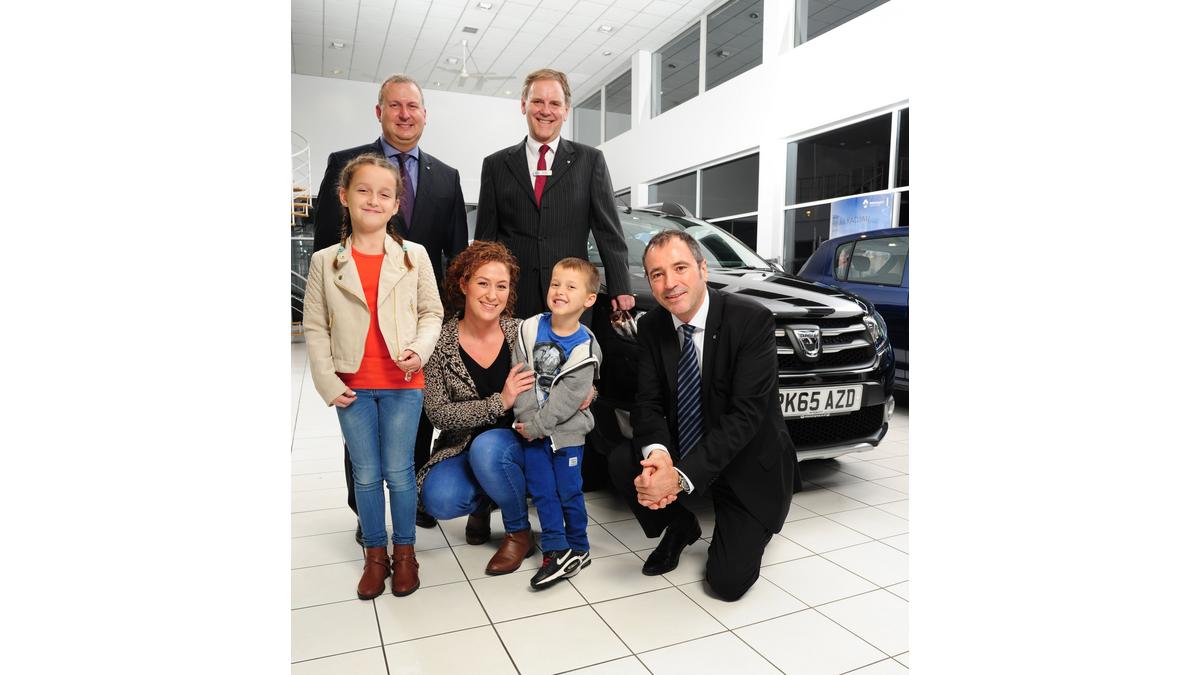 j. panov (customer), ayisha (customer daughter), jarko (customer son),denis le vot ,ken ramirez, mike jeffs (generalmanager of smc aldershot), fot_matt fowler