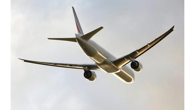 Air France KLM Martinair Cargo and Bolloré Logistics team up to launch the first low-carbon airfreight route between France and the United States