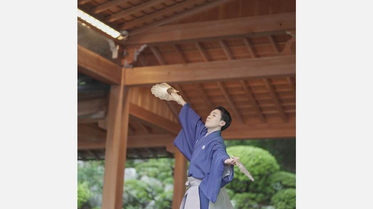 Danse traditionnelle du théâtre « Kagura »