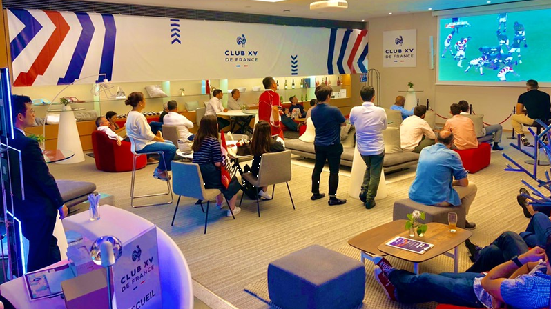 Passez une soirée au Club XV de France