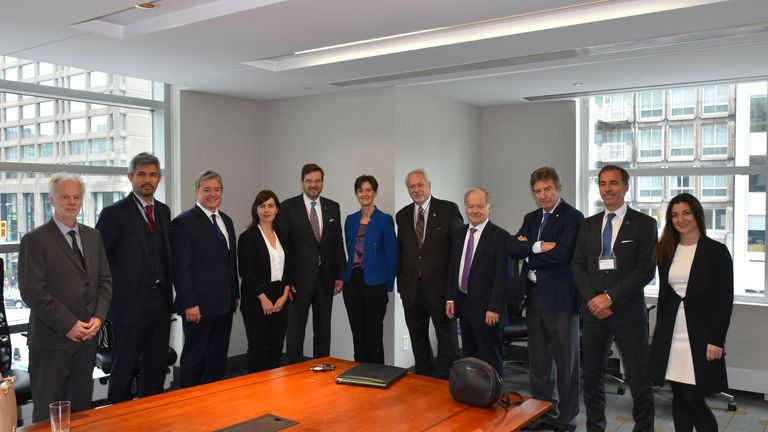 Photo des intervenants lors du déjeuner-conférence CETA ALENA