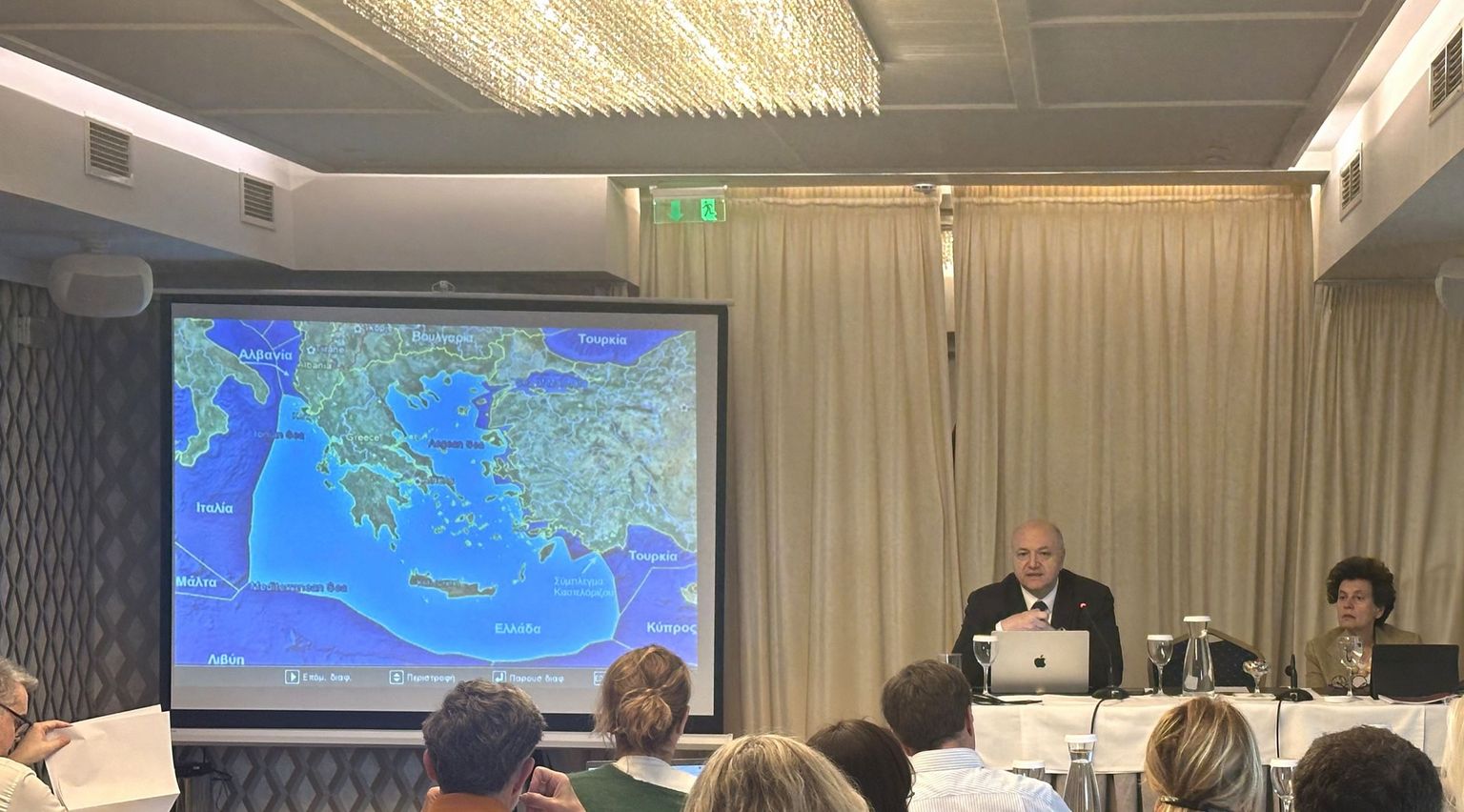 [Translate to Grec:] 