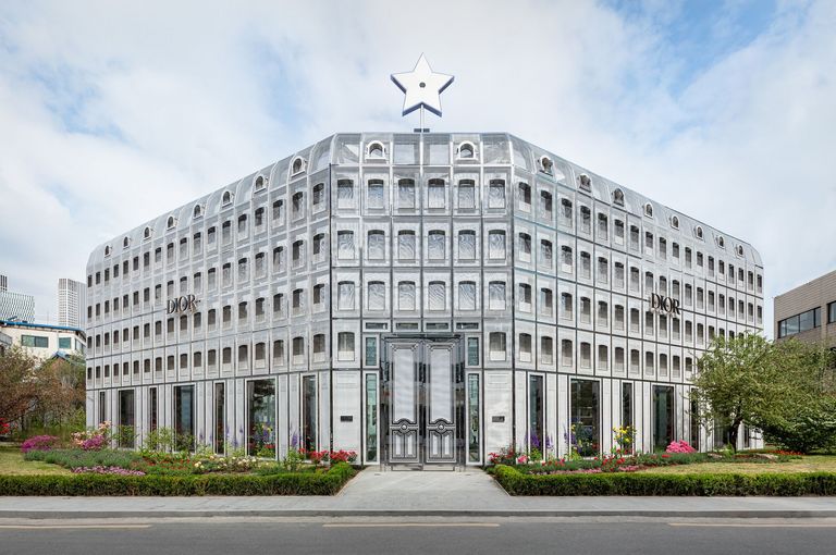 DIOR opens a new Concept Store in Seongsu