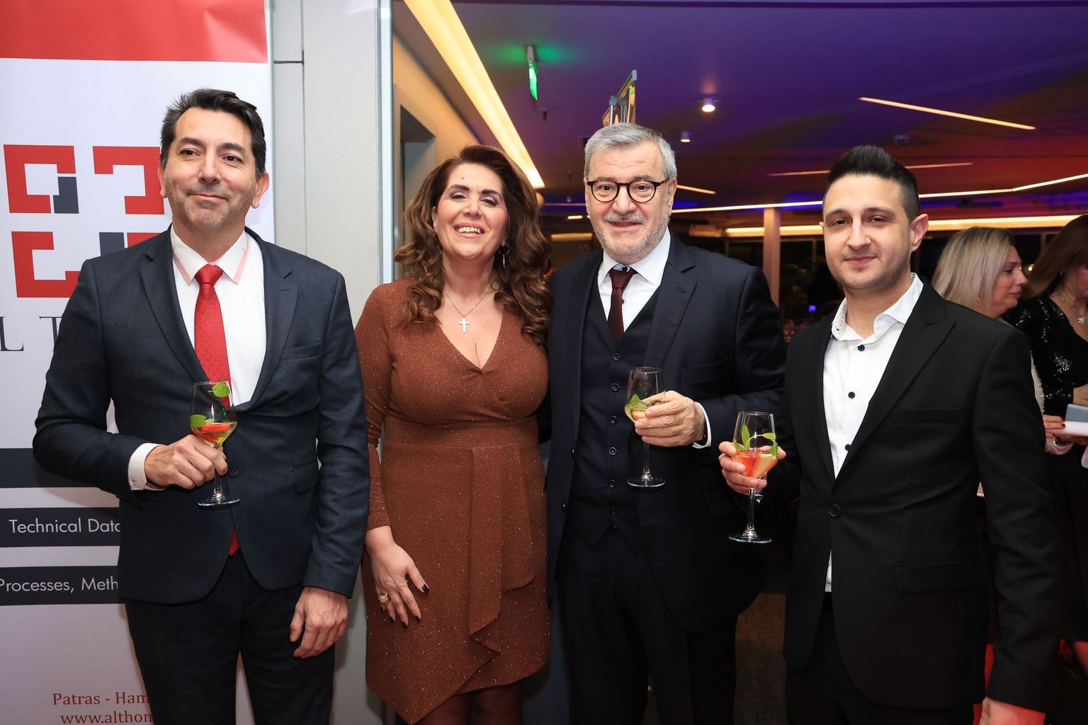 [Translate to Grec:] 