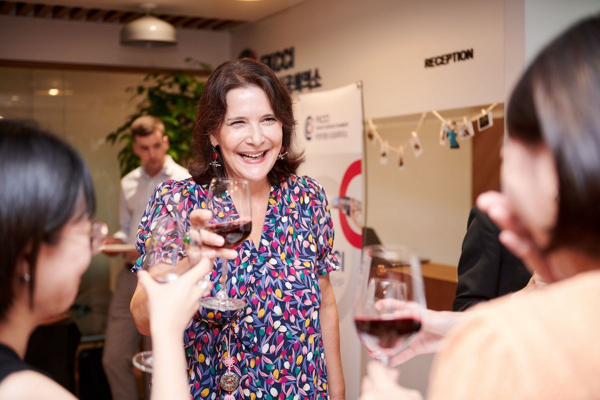 [Translate to Coréen:] Wine tasting, Wine, Red Wine, Les Grands Chais De France,  Networking, French Wine , MAsterclass, France, Korea, multicultiral