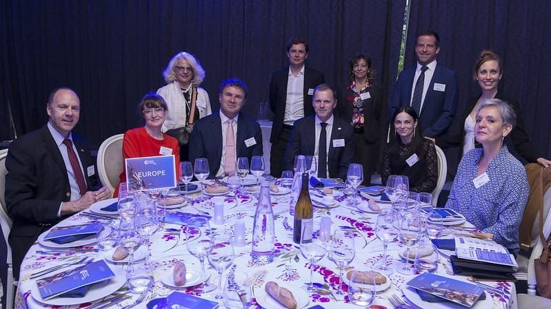 [Translate to Français:] 