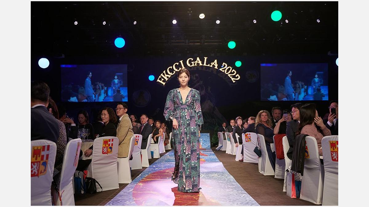 FKCCI Gala 2022 - HEILL Fashion Show - Auvergne-Rhônes-Alpes: Land of Serenity FKCCI Gala 2022 - Auvergne-Rhônes-Alpes: Land of Serenity