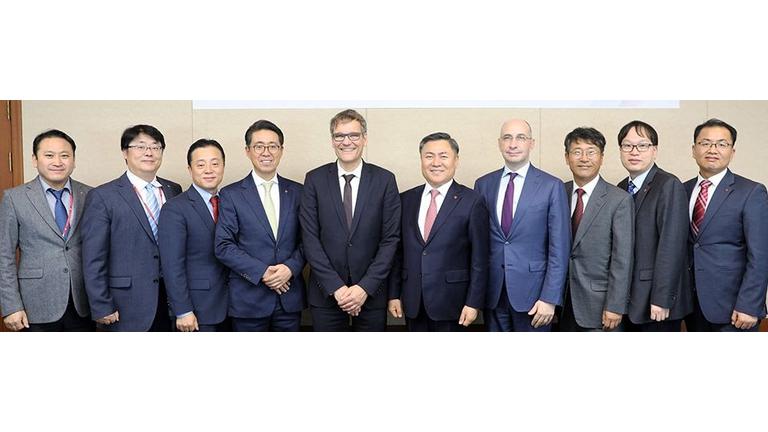 LOTTE and CORYS enter into a joint collaboration for digital twins for chemical plants