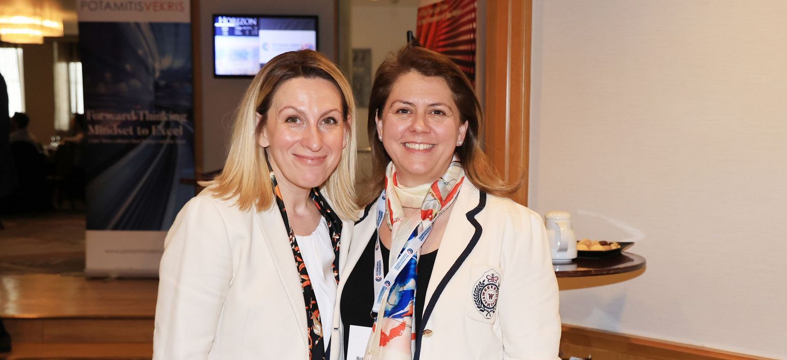 [Translate to Grec:] 