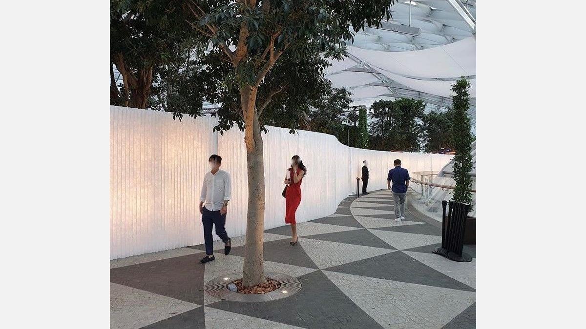 Airstar Japan lance un concept créatif de cloisonnements en papiers décoratifs