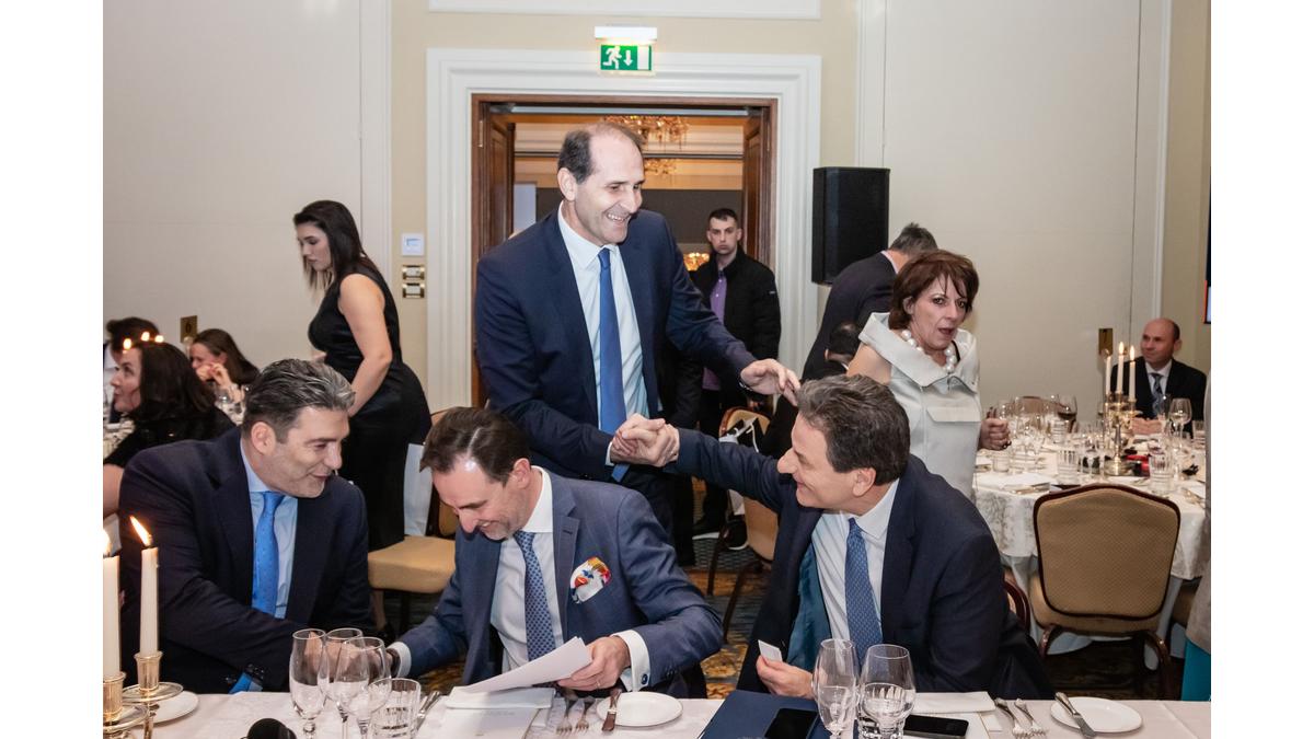 [Translate to Grec:] 