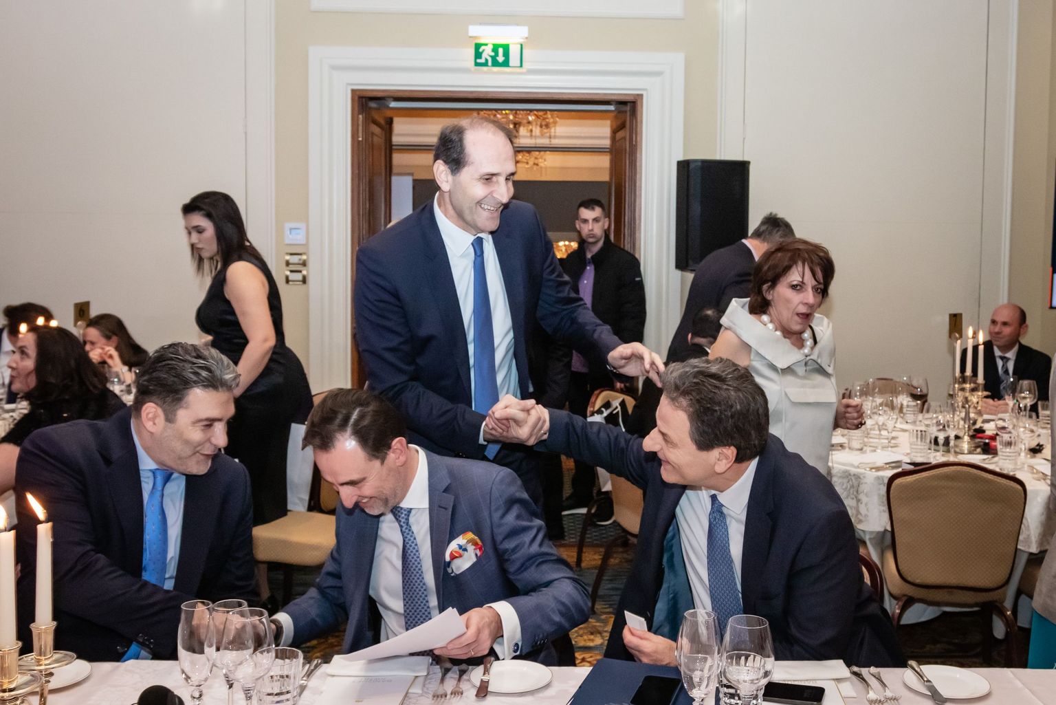 [Translate to Grec:] 