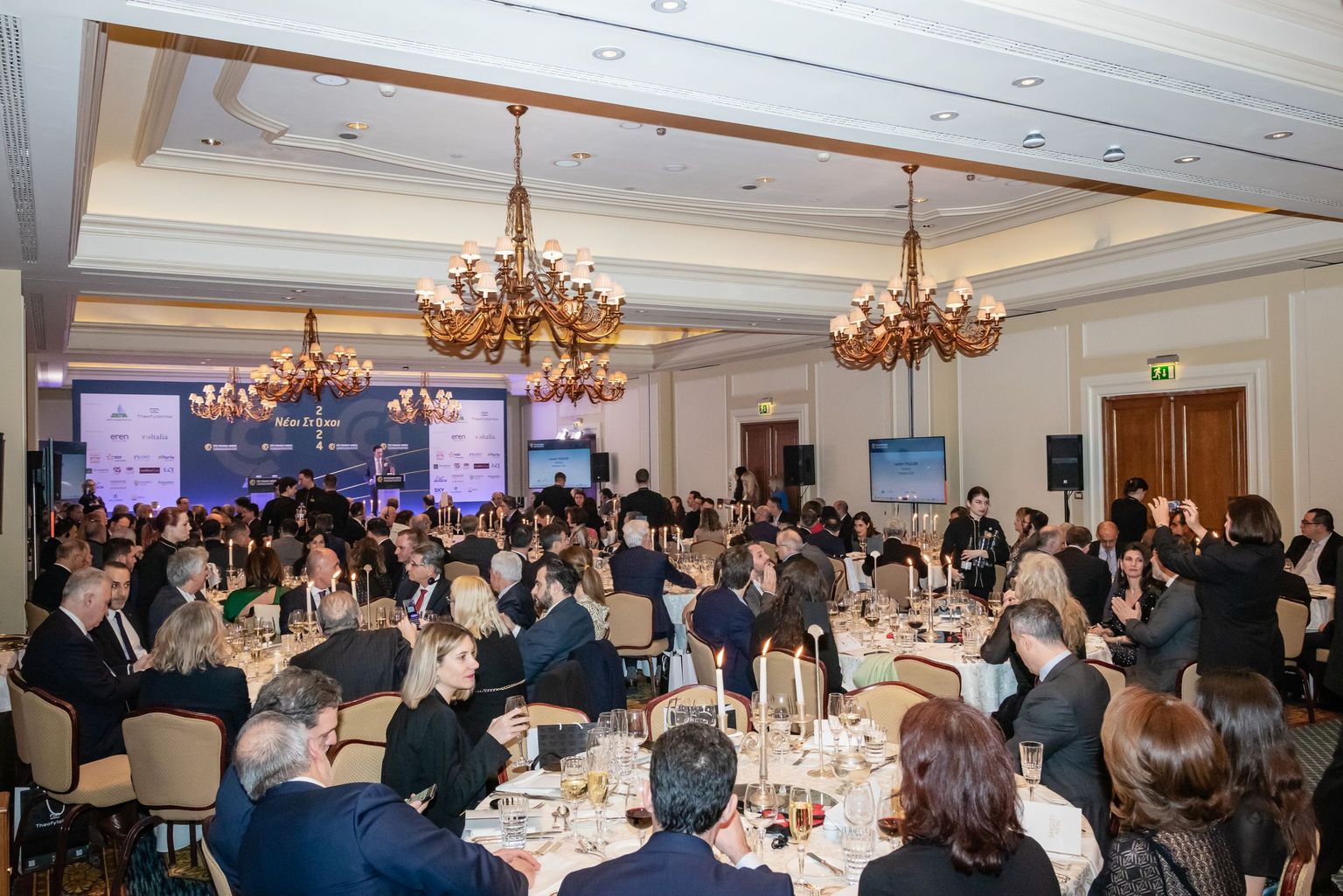 [Translate to Grec:] 