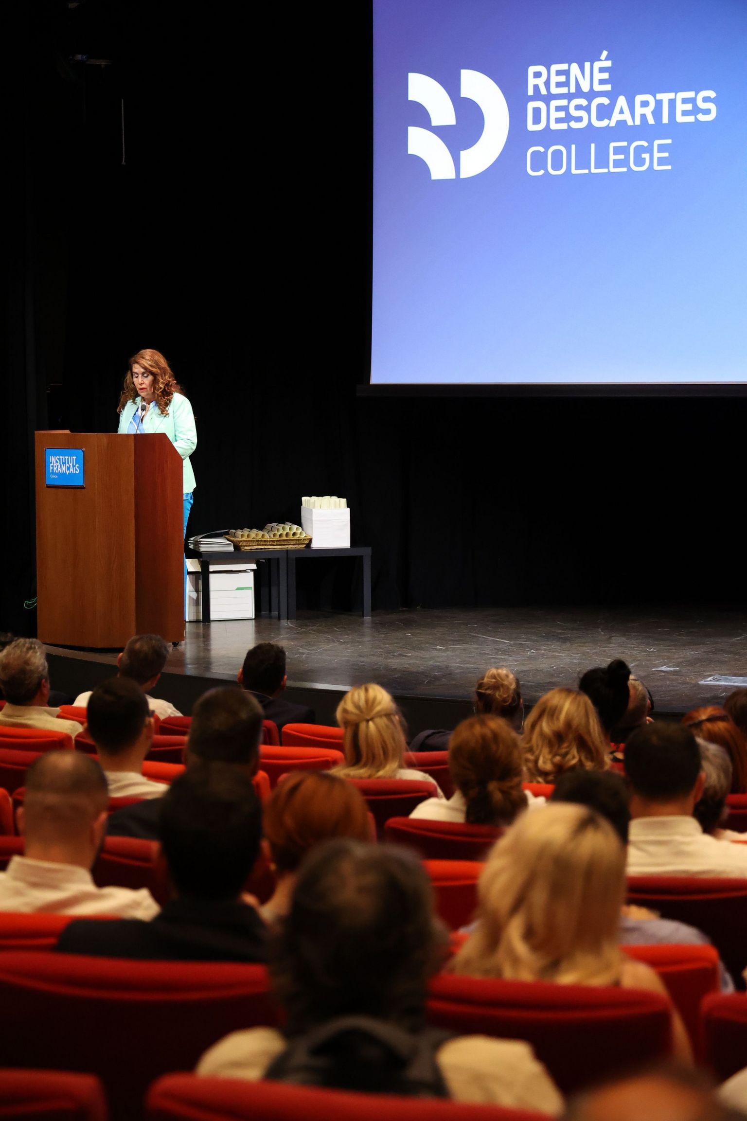 [Translate to Grec:] 