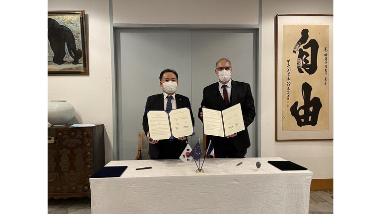 The French Embassy in Korea and KISED sign a cooperation agreement
