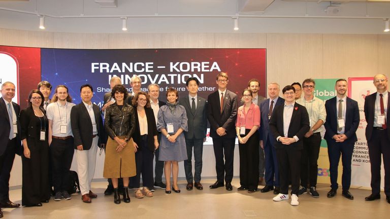 On September 15, 2025, the French-Korean Chamber of Commerce and Industry (FKCCI), together with Business France, the French Foreign Trade Advisors (CCE), the Embassy of France in the Republic of Korea, and French Tech Seoul, co-hosted the France–Korea Innovation Forum at the Seoul Global Startup Center.
