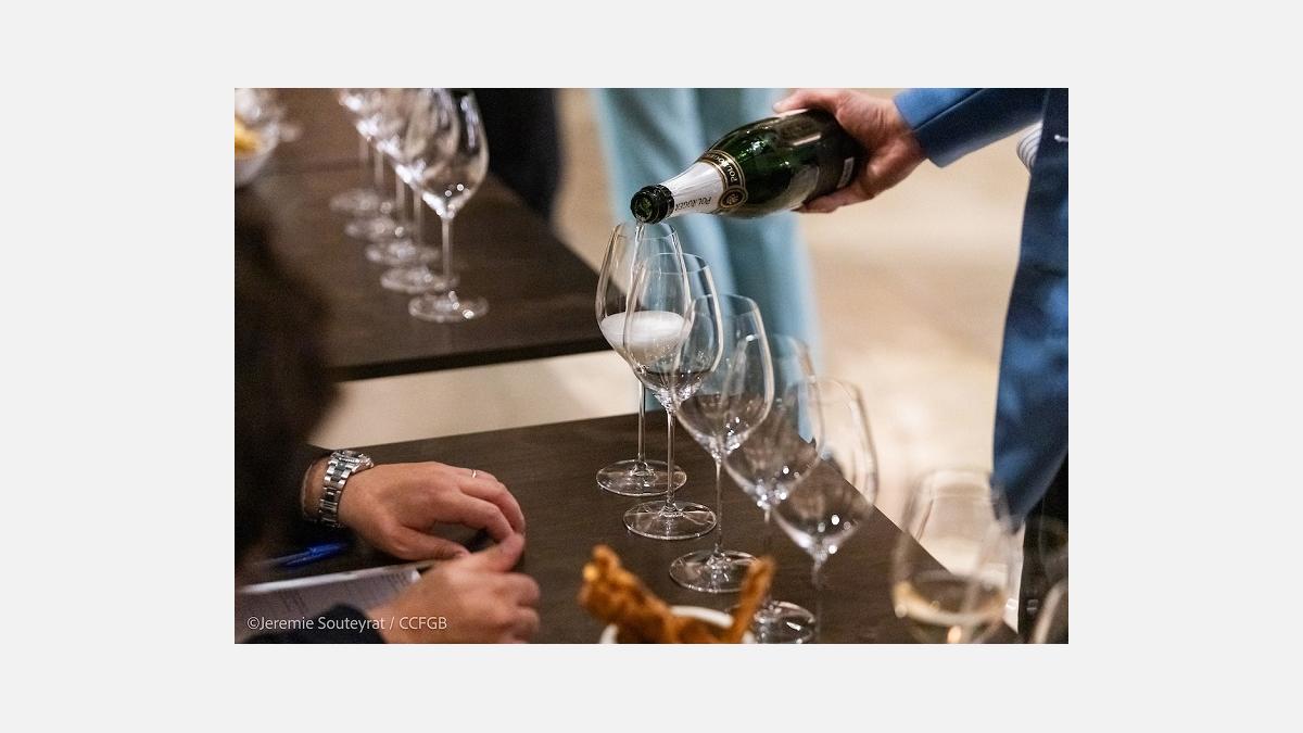 tasting-champagne-reception-Wallace-Collection-Pol-Roger-French-Chamber-of-Great-Britain