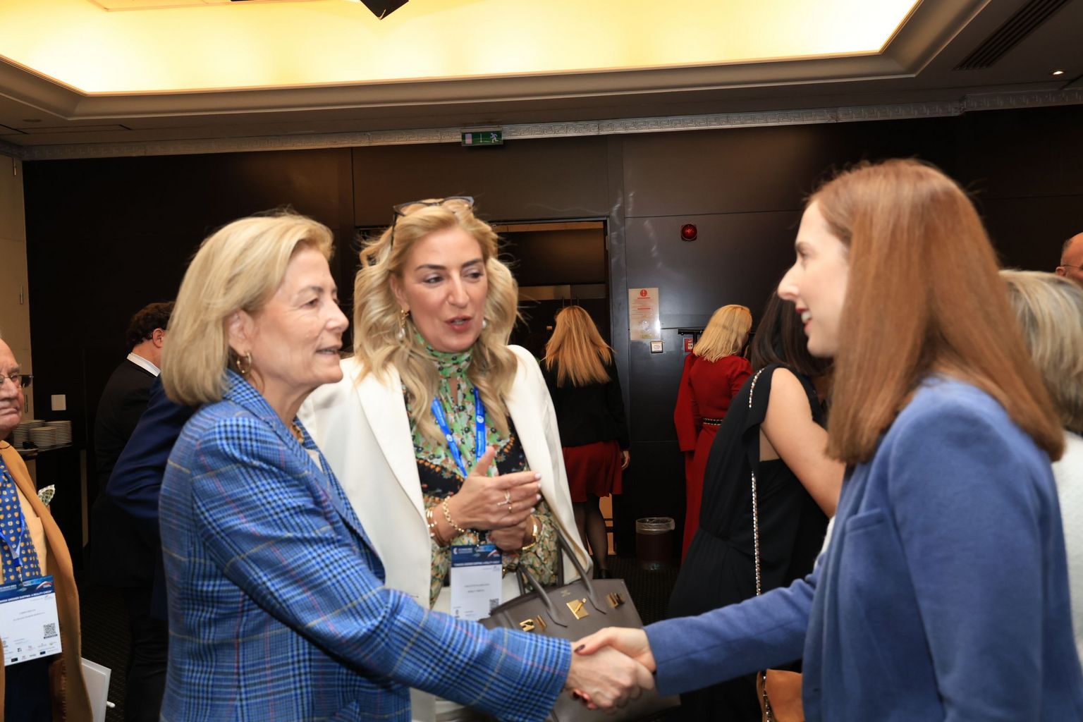 [Translate to Grec:] 