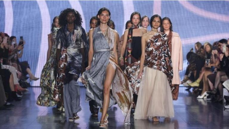 Paris Fashow Week - Australian Designers