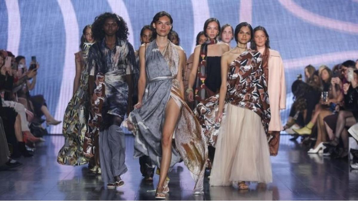 Paris Fashow Week - Australian Designers