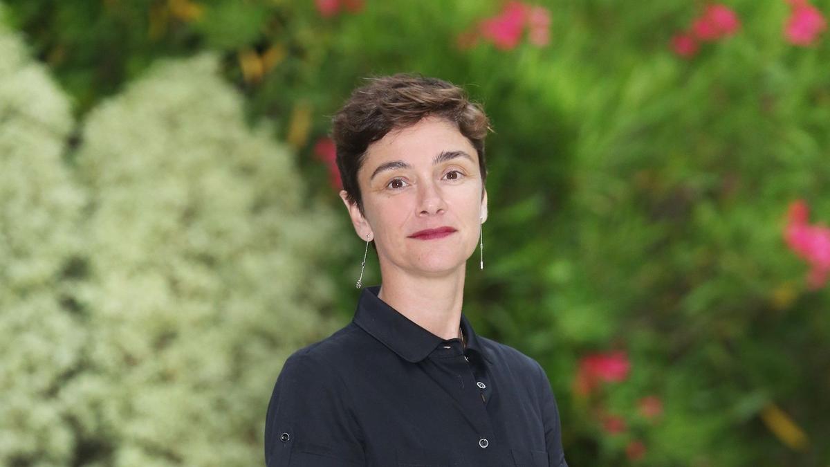 Julie-Barlatier-Member-Portrait-French-Chamber