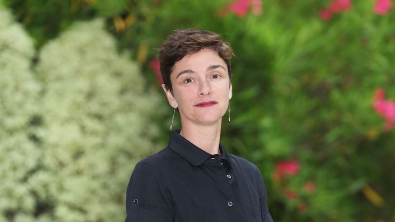 Julie-Barlatier-Member-Portrait-French-Chamber