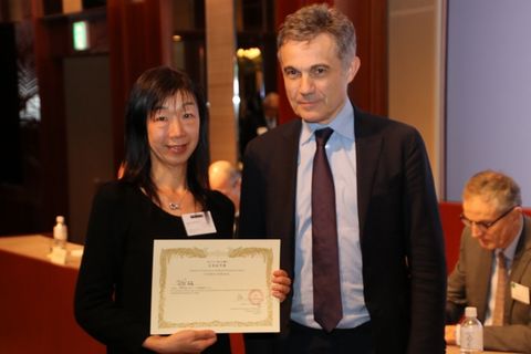 Remise de certificat d'adhésion pour les nouveaux membres Remise de certificat d'adhésion pour les nouveaux membres