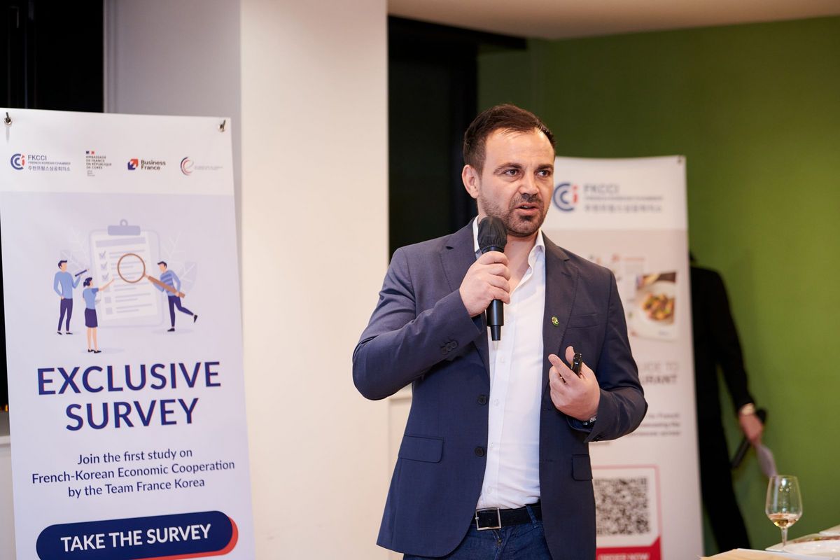 [Translate to Coréen:] Wine tasting, Wine, Red Wine, Les Grands Chais De France,  Networking, French Wine , MAsterclass